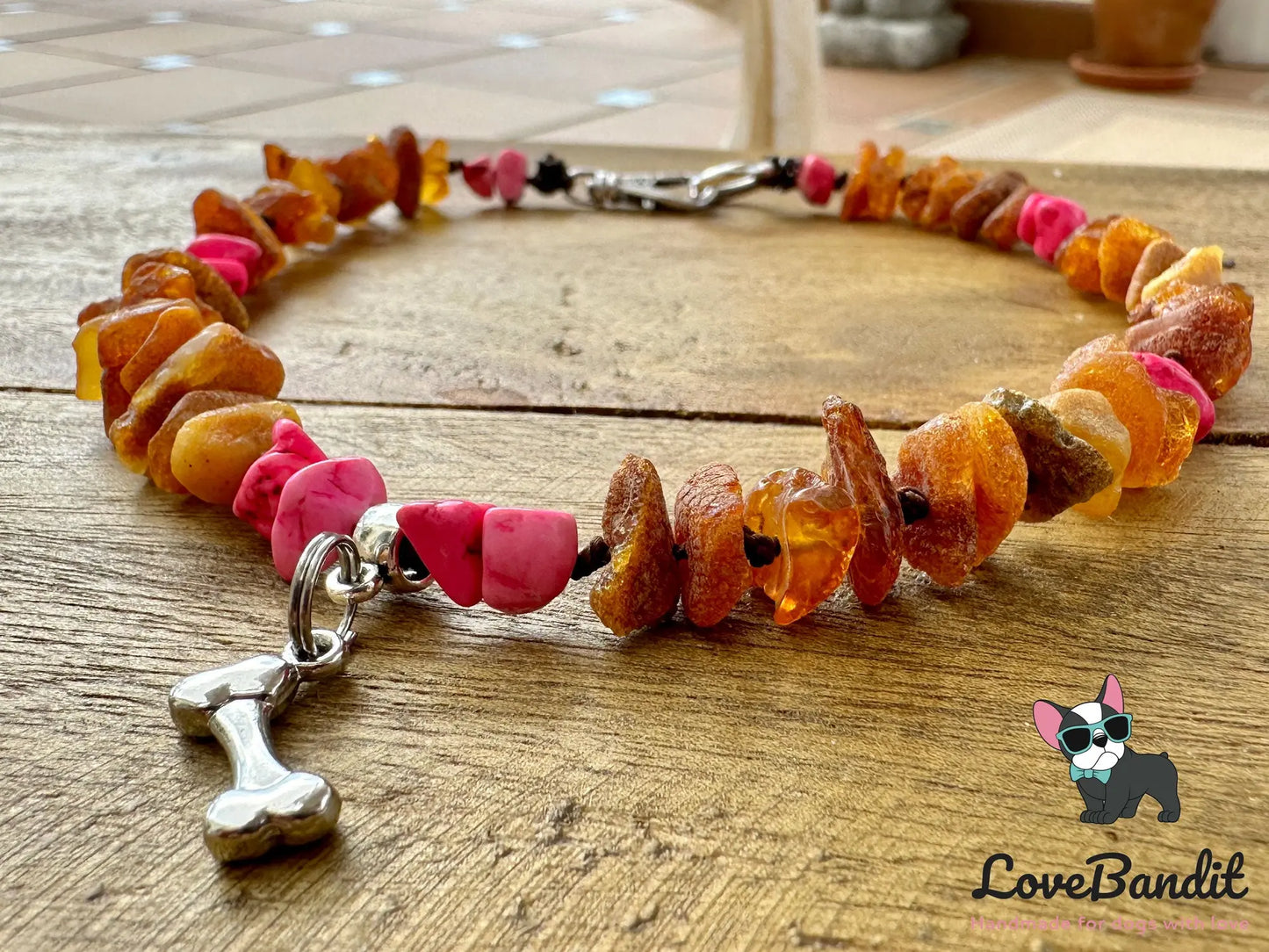 Bernsteinkette für Hunde Zeckenhalsband Pink - LoveBandit