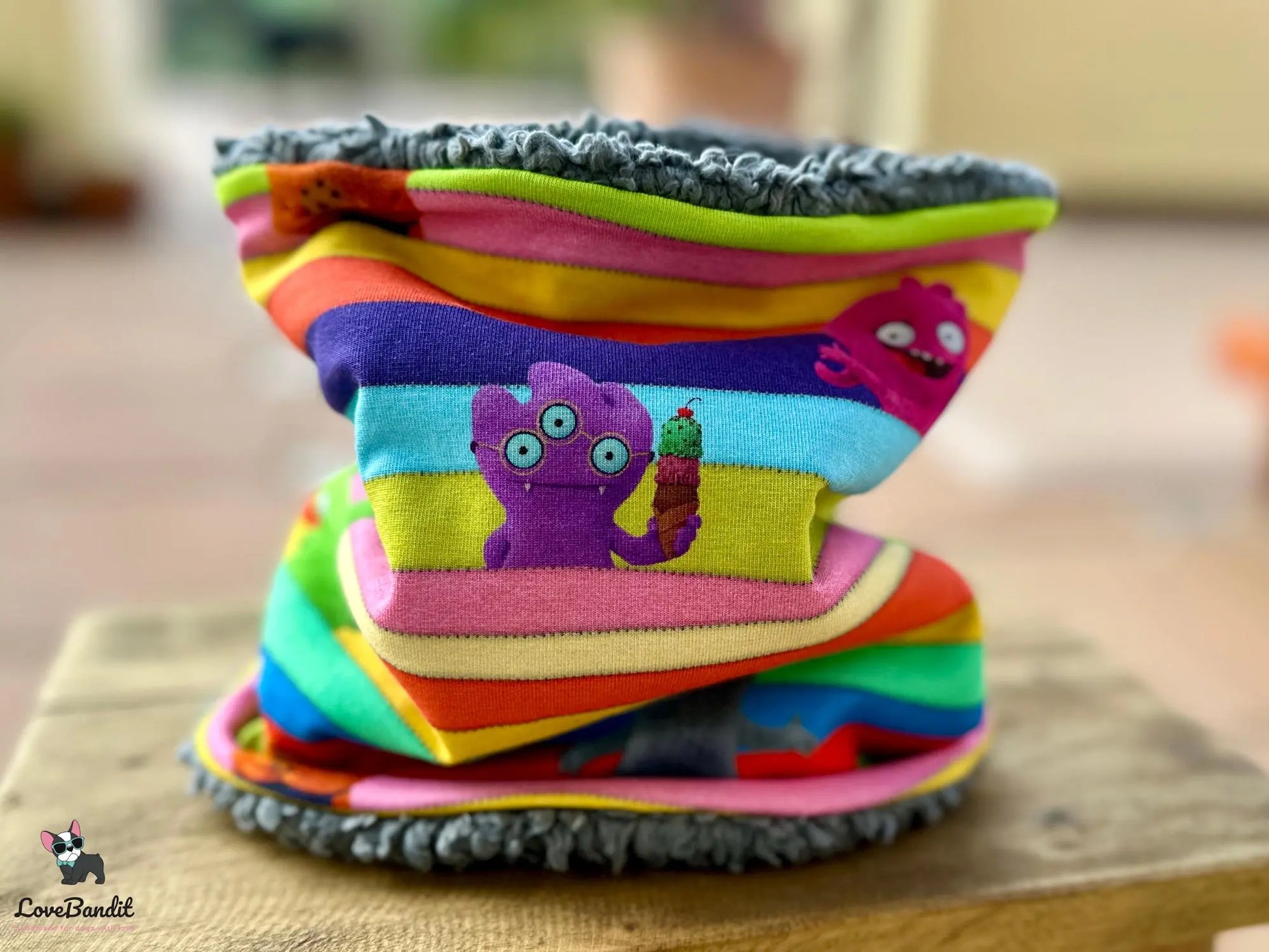 Hundeloop Hundeschal Freches Monster Regenbogen - LoveBandit