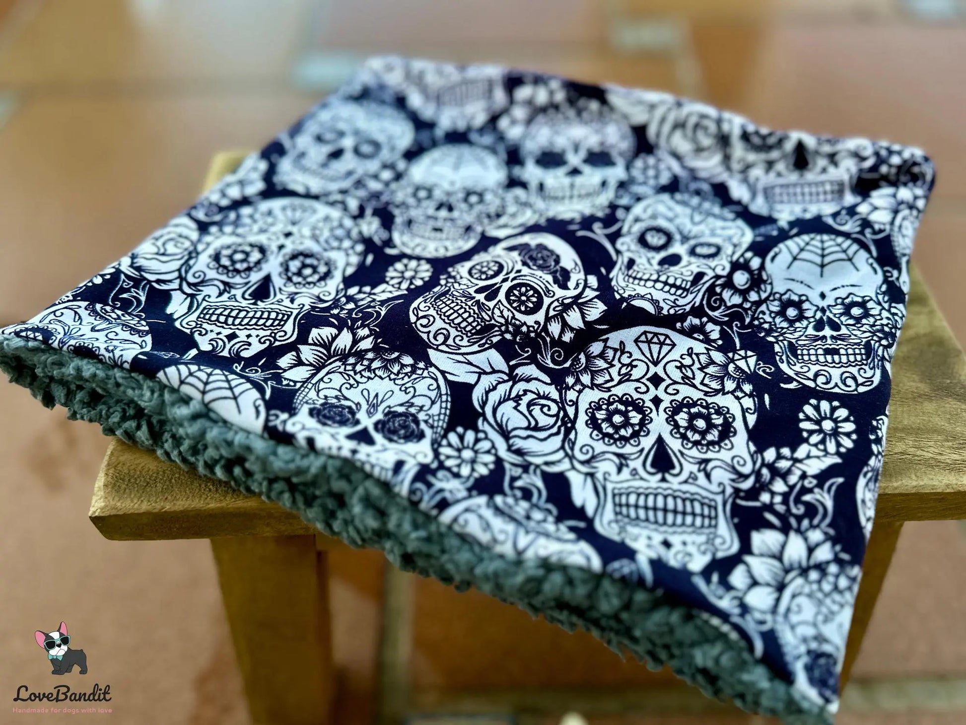 Hundeloop Hundeschal Sugarskulls Schwarz - LoveBandit