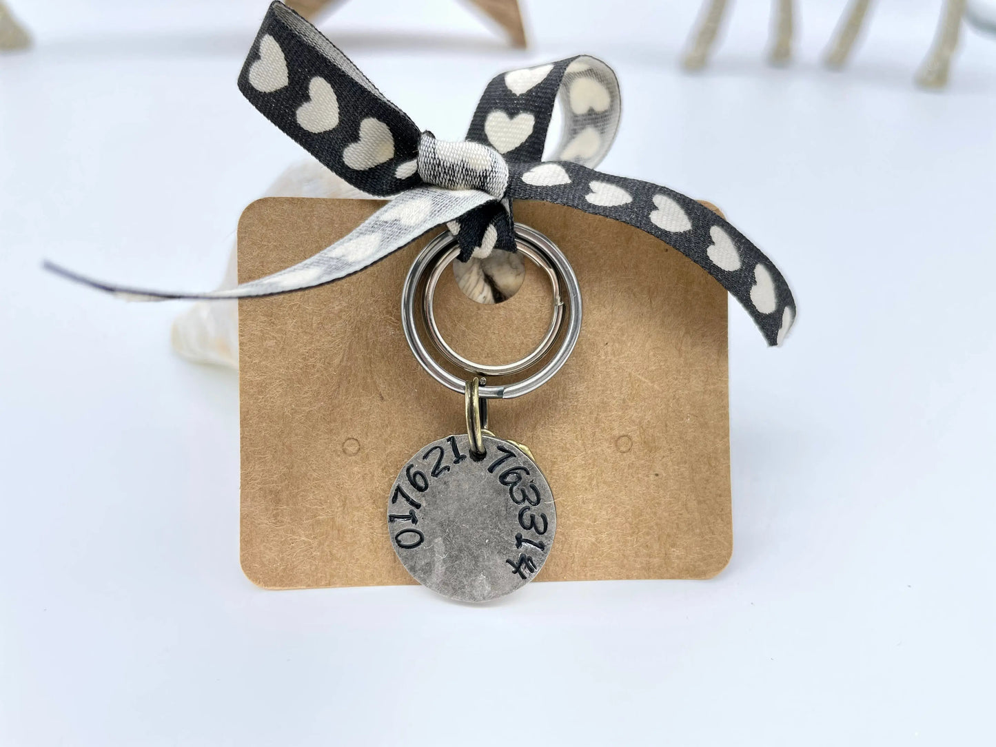 Hundemarke oder Katzenmarke "Birdie" aus Messing (silber oder goldfarben) - LoveBandit