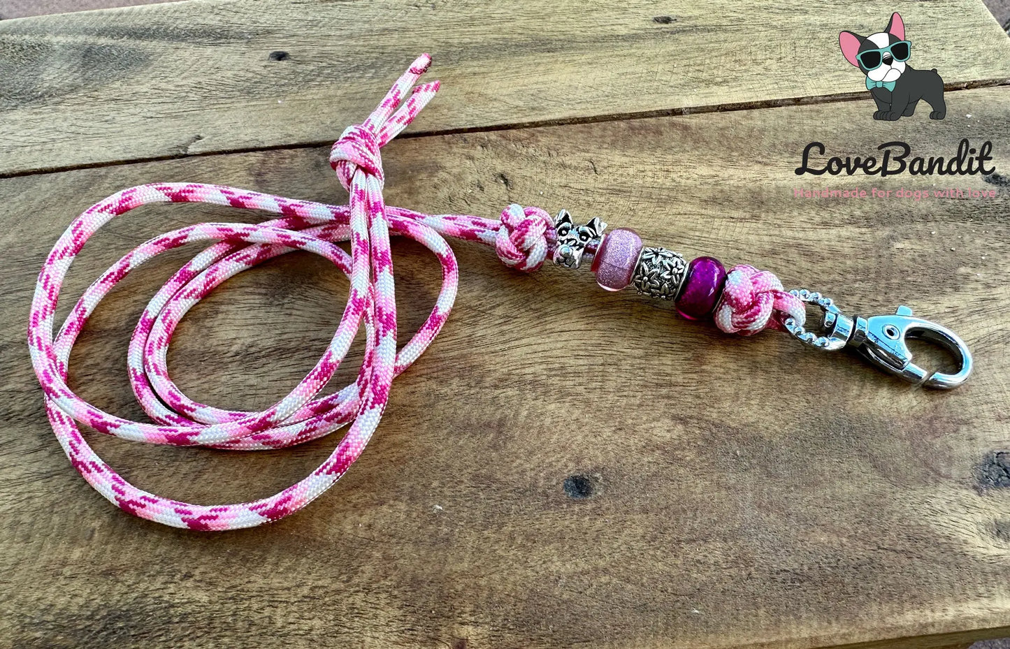 Hundepfeifenband Hundekopf rosa aus Paracord - LoveBandit
