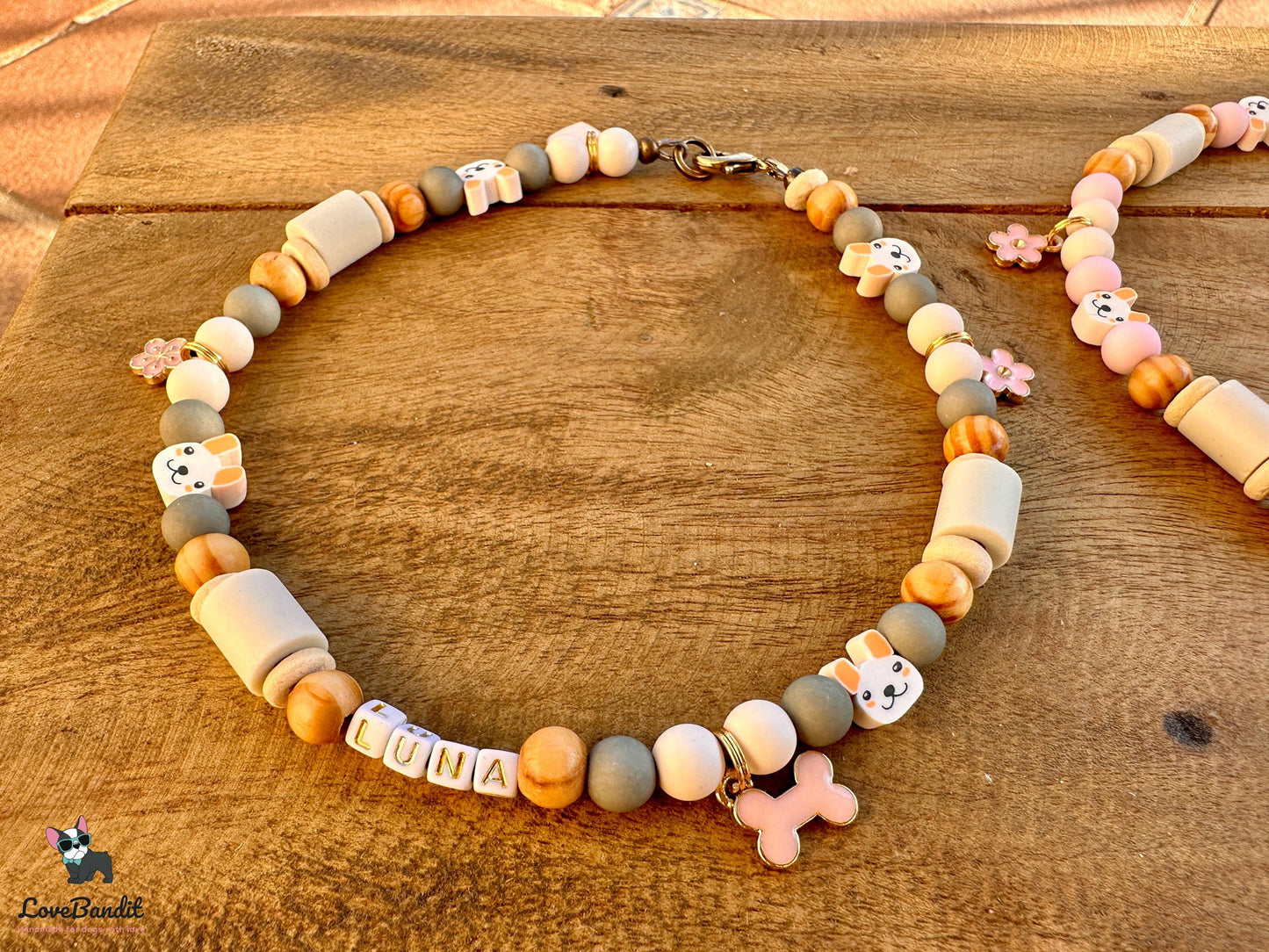 EM-Keramik Halsband Zeckenhalsband Chihuahua Frenchie LoveBandit