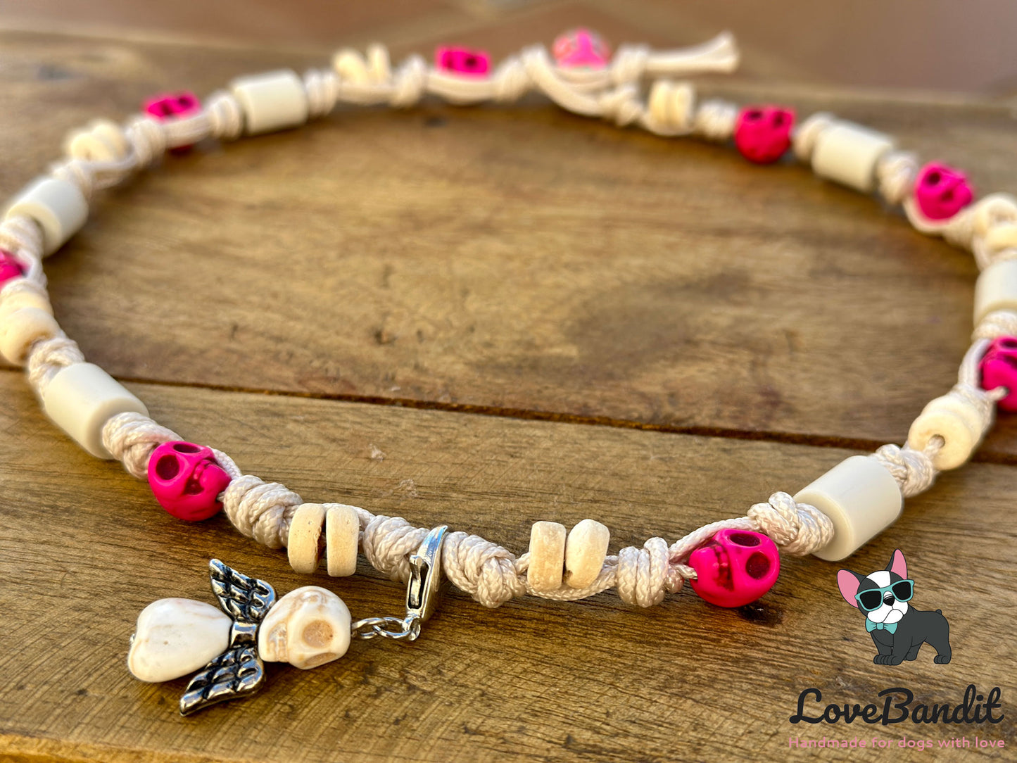 EM Keramik Halsband "Boho Skulls" - Totenköpfe & Kokos - Zeckenhalsband, Schmuckkette für Hunde Lovebandit