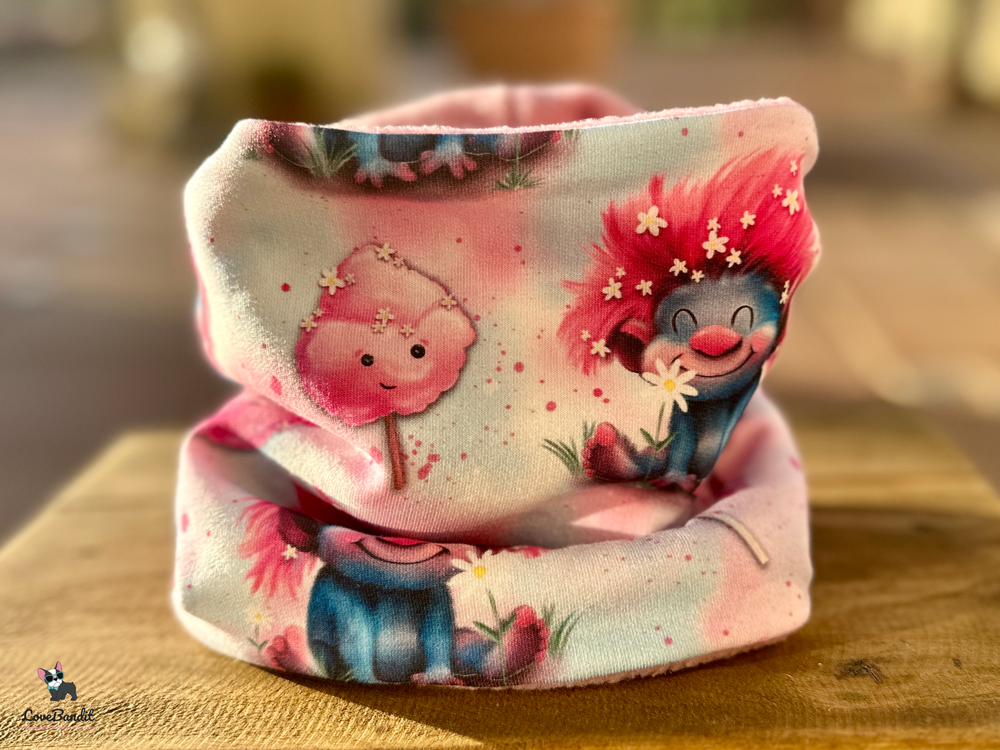 Hundeschal Hundeloop "Zuckersüsse Trolle" pink - LoveBandit