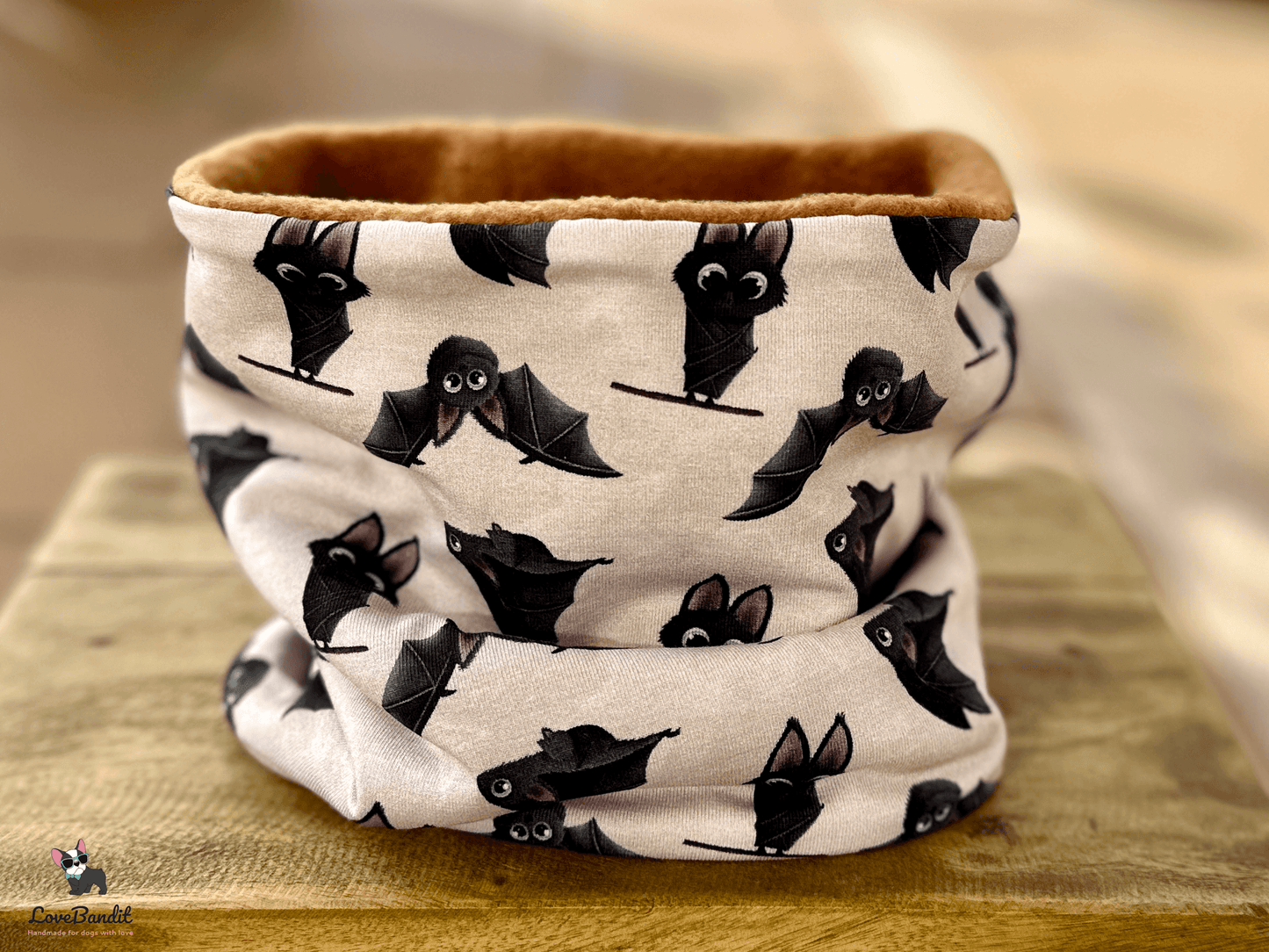 Hundeloop Hundeschal Fledermaus Taupe mit Fleece oder Teddyplüsch - LoveBandit