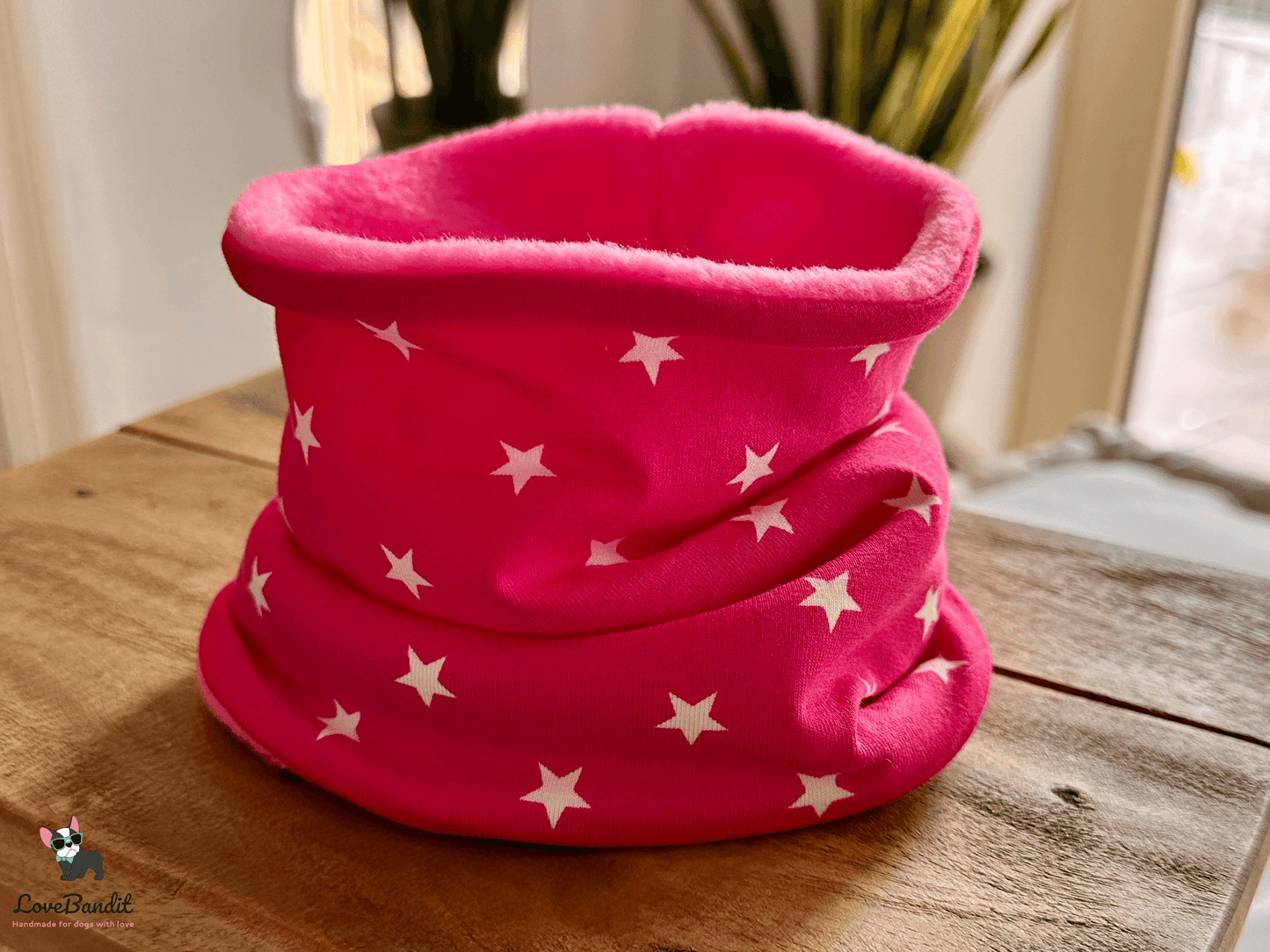 Hundeloop Hundeschal Sterne dunkelpink Fleece Teddyplüsch - LoveBandit