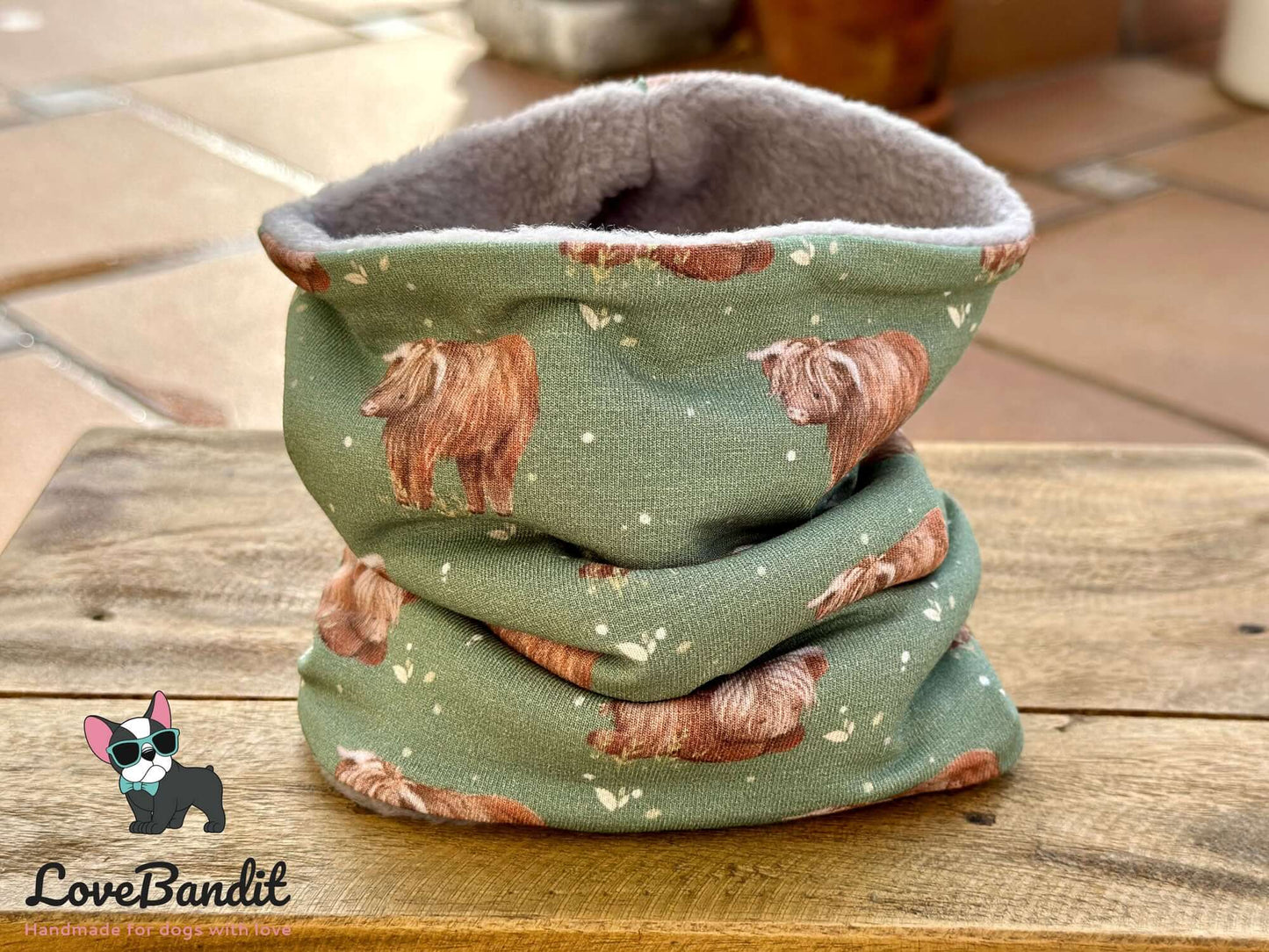 Hundeloop Hundeschal Hippiekühe Galloway Kühe altgrün - LoveBandit