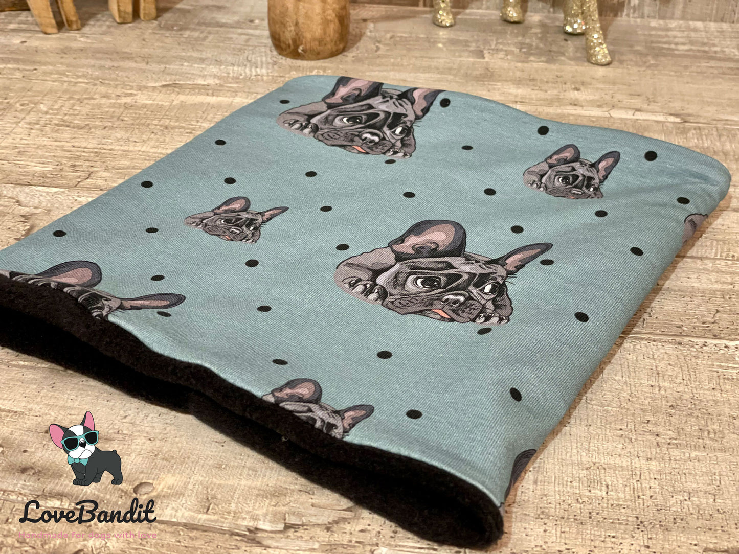 Hundeschal Hundeloop "Winter Bully" aus Fleece oder Teddyplüsch (Blau) Lovebandit