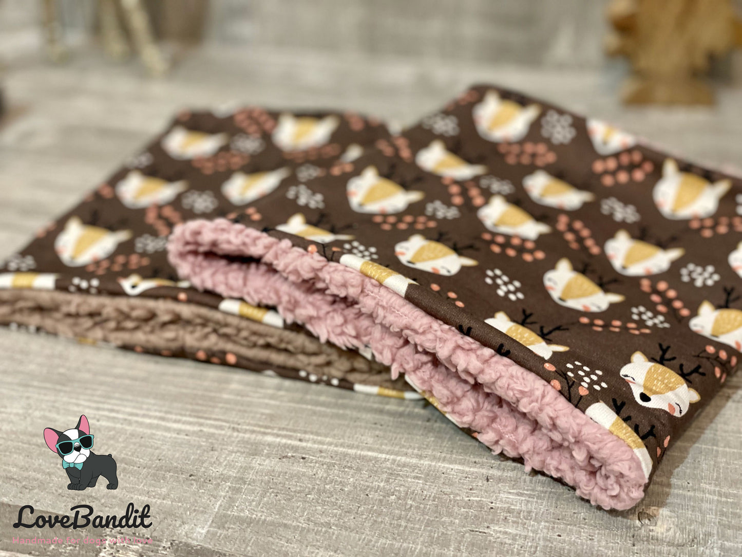 Hundeloop Hundeschal "Rentier" Braun mit Fleece oder Teddyplüsch Lovebandit