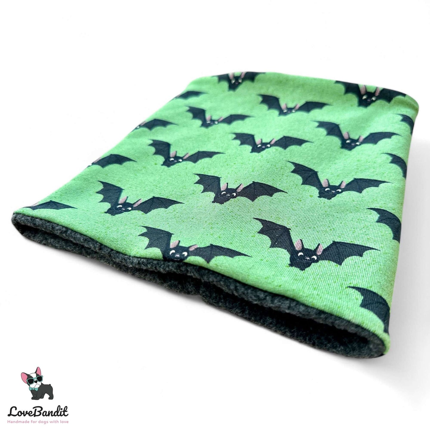 Hundeloop Hundeschal "Fred Fledermaus" grün Fleece oder Teddyplüsch - LoveBandit