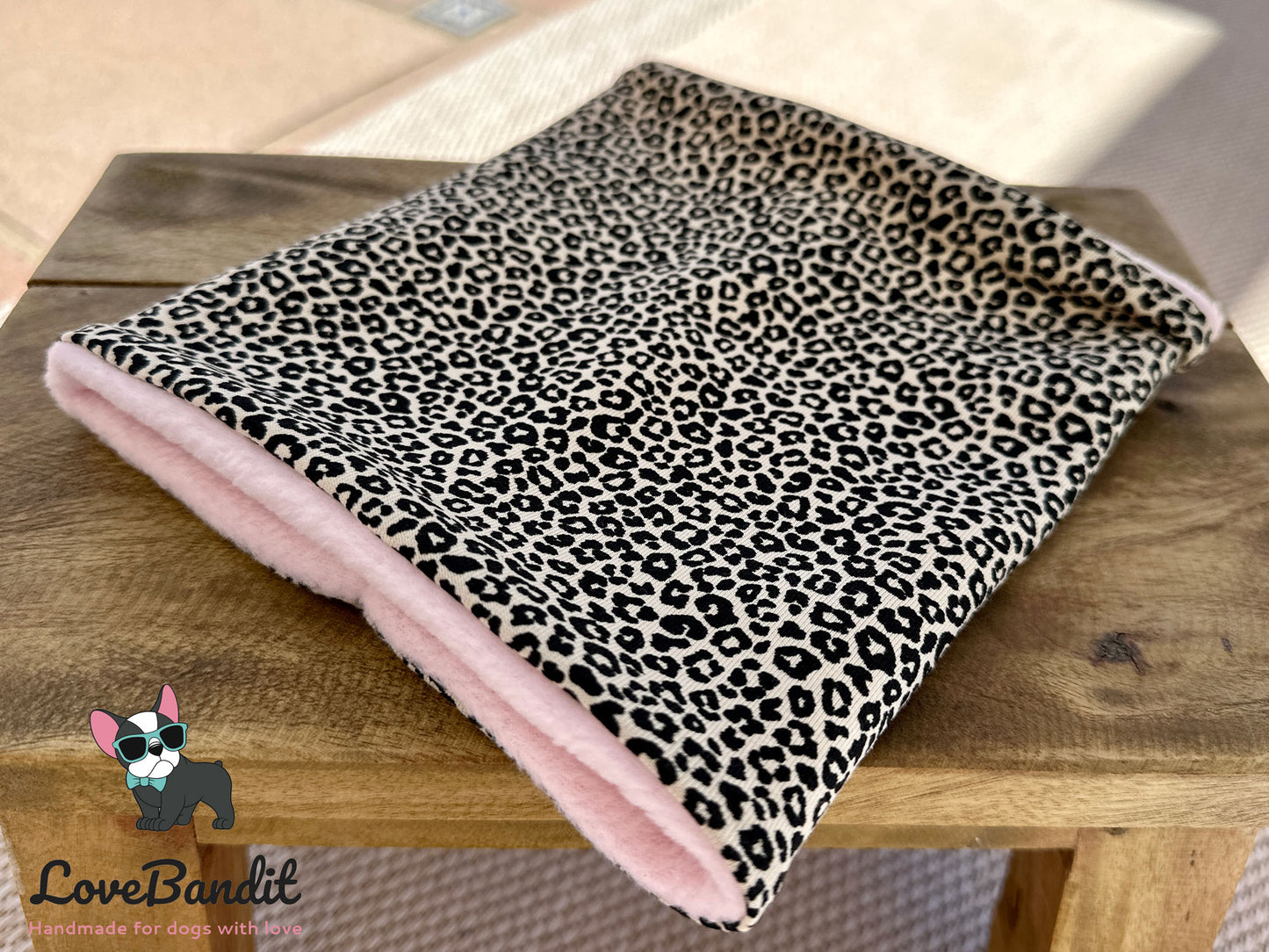 Hundeloop Hundeschal "Schicki Leo" Leopardenprint mit Fleece oder Teddyplüsch - LoveBandit