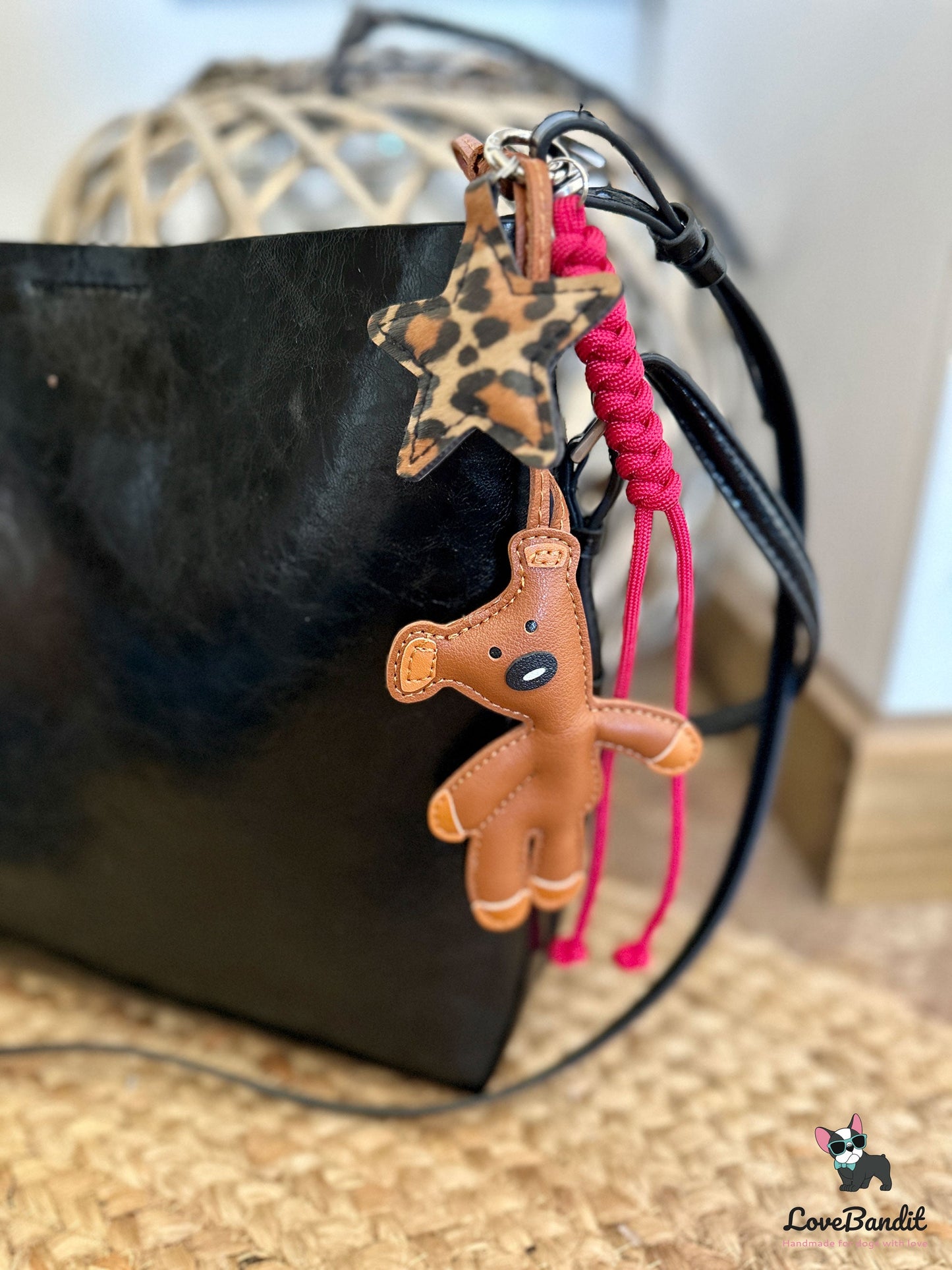 Taschenanhänger Bag Charm frecher Bär cognacbraun - LoveBandit