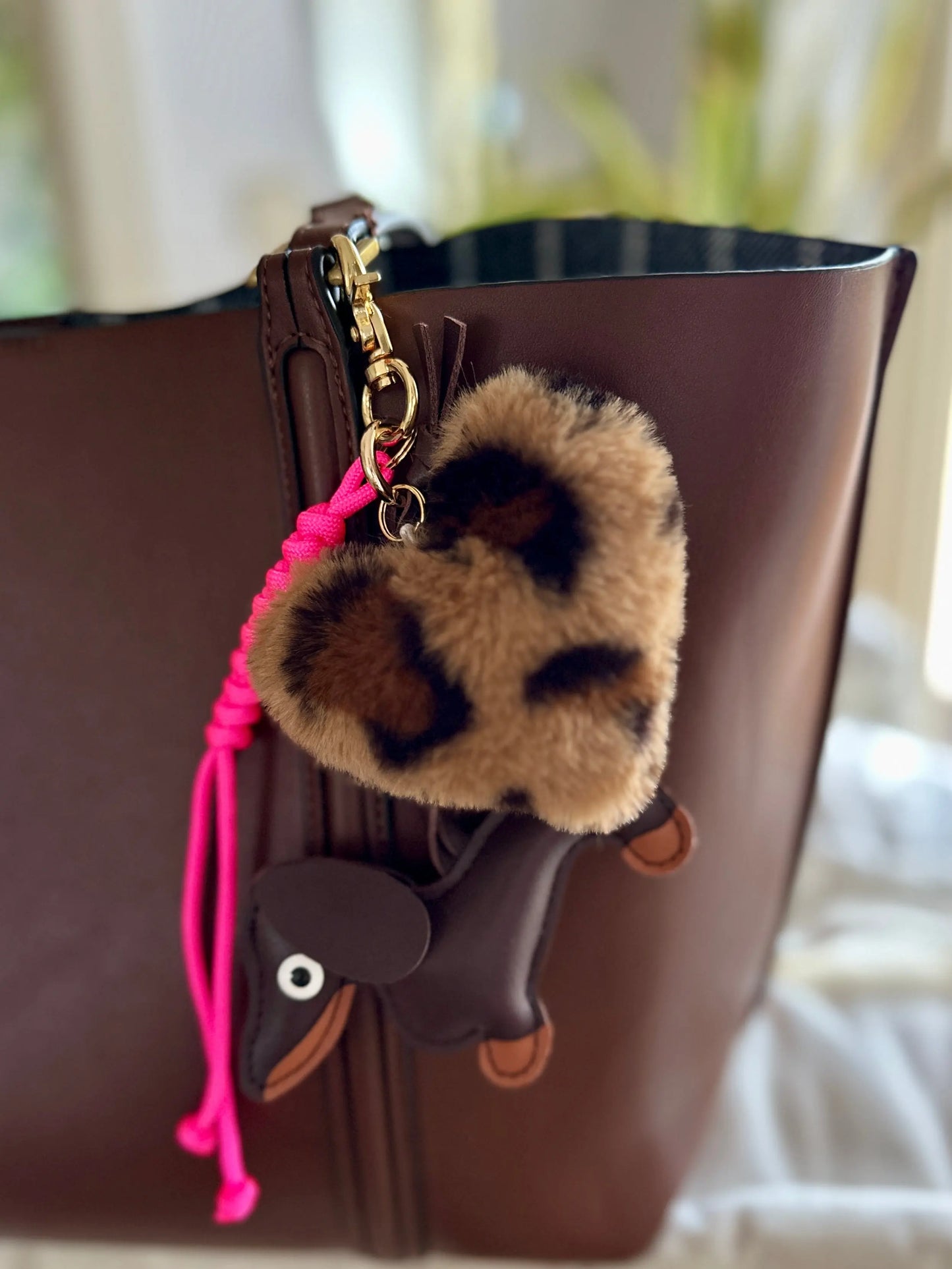 Taschenanhänger Bag Charm Dackel, Plüschherz Leo, Seil - LoveBandit