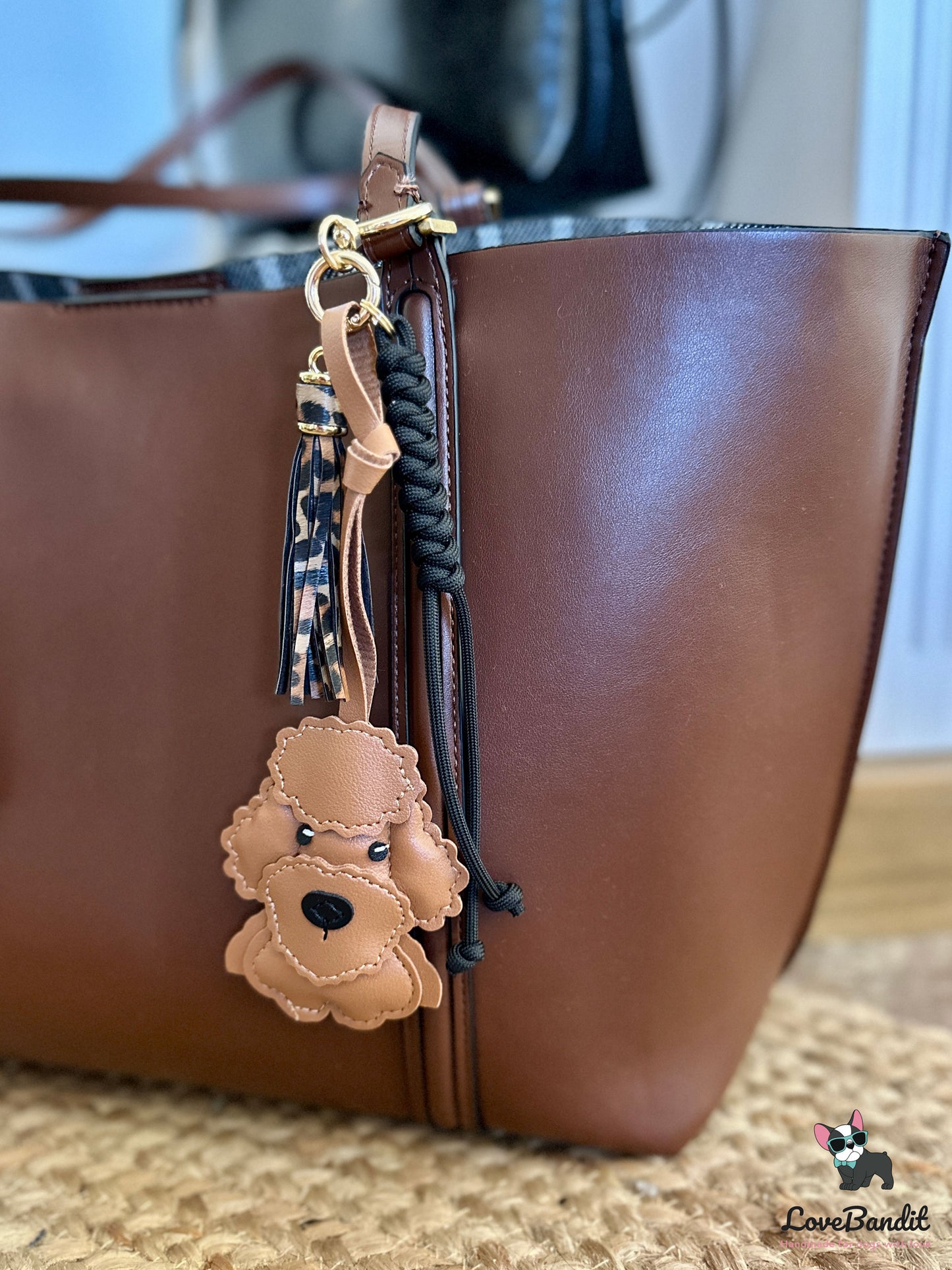 Taschenanhänger Bag Charm Hund Poodle cognacbraun - LoveBandit