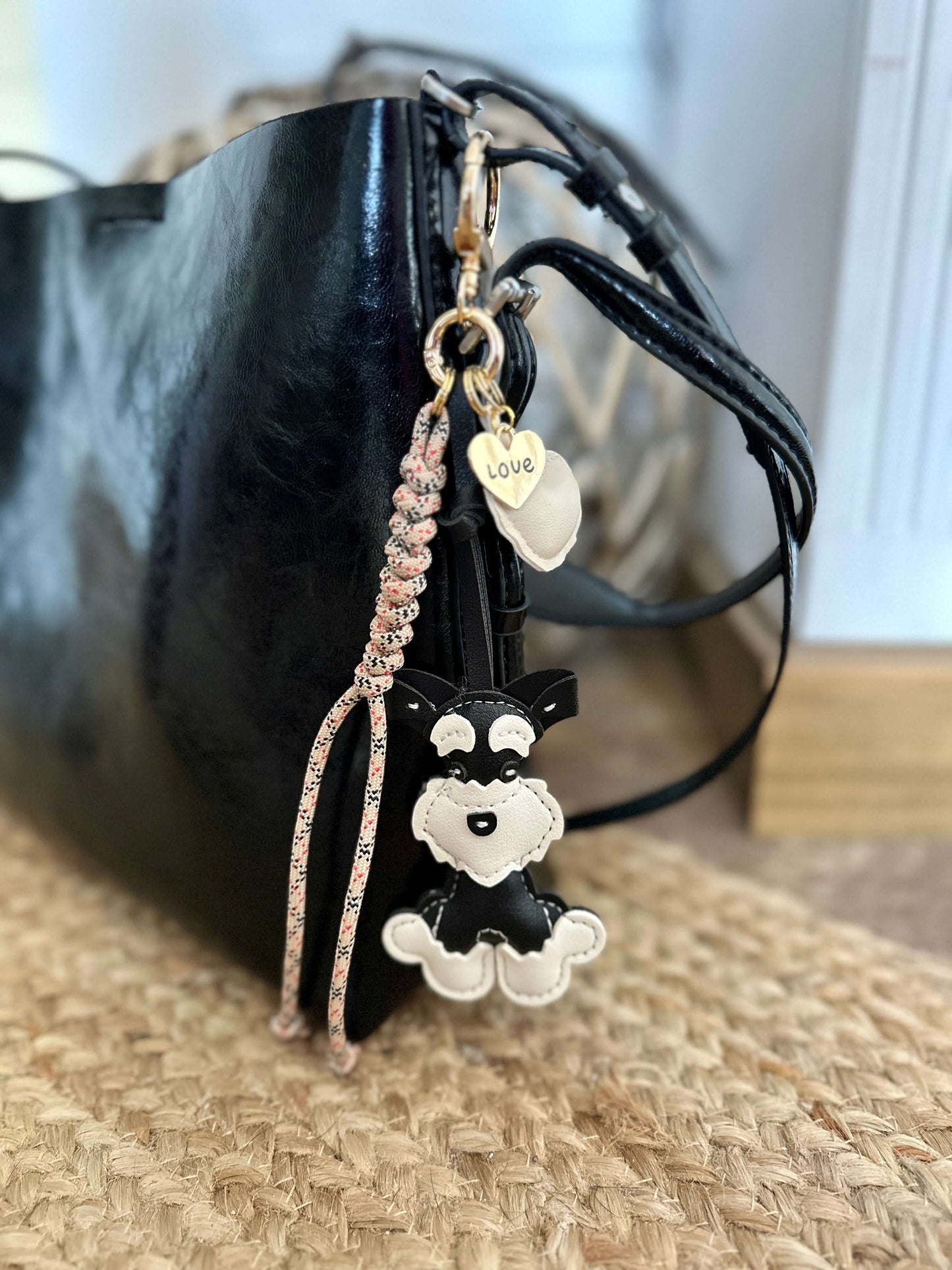 Taschenanhänger Bag Charm Hund schwarz Tartan beige Herz - LoveBandit