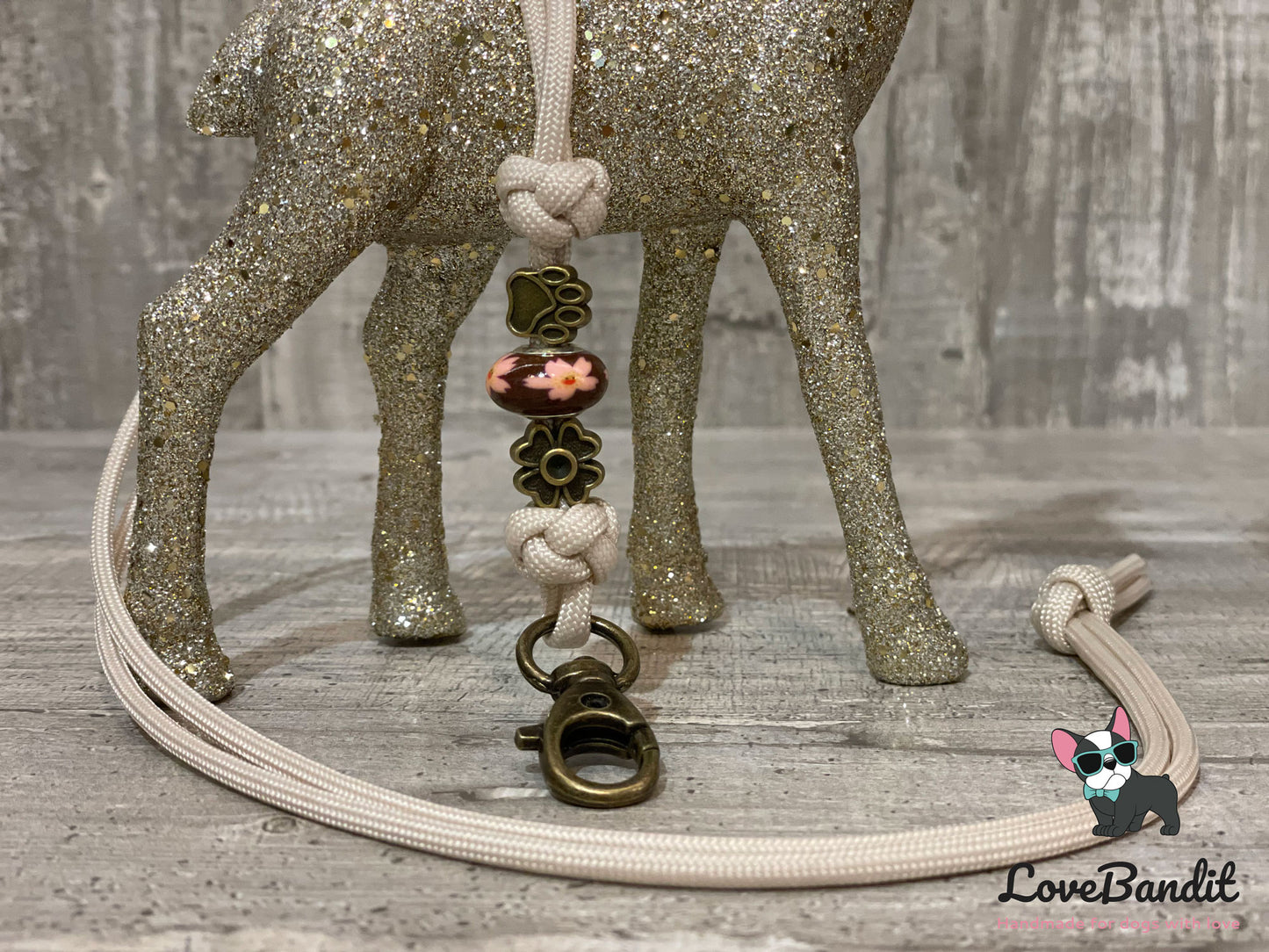 Hundepfeifenband Antik Bronze "Pfote und Kleeblatt" - mit Metall und Glaselementen Lovebandit