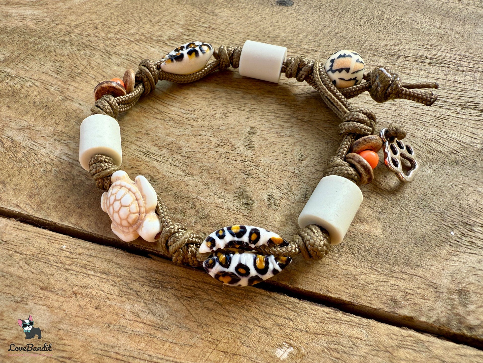 EM-Keramik Halsband Leo mit Muscheln LoveBandit