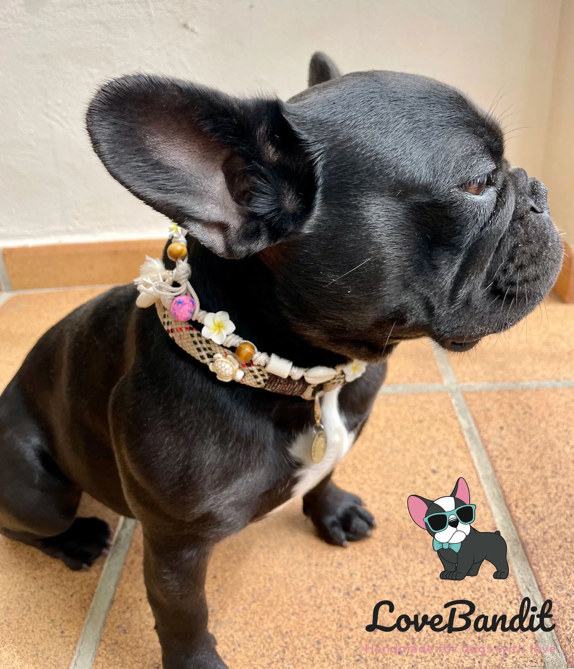 EM-Keramik Halsband "Hula Dog 2" Hawaiiblumen weiß LoveBandit