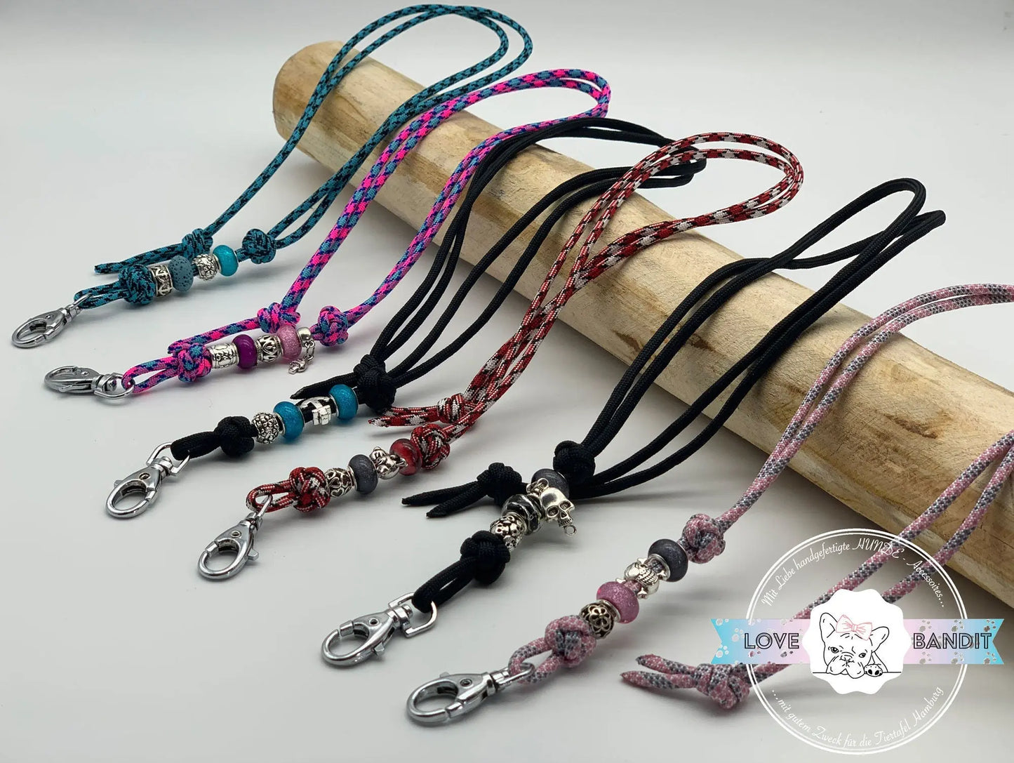 Hundepfeifenband Anker schwarz blau aus Paracord - LoveBandit