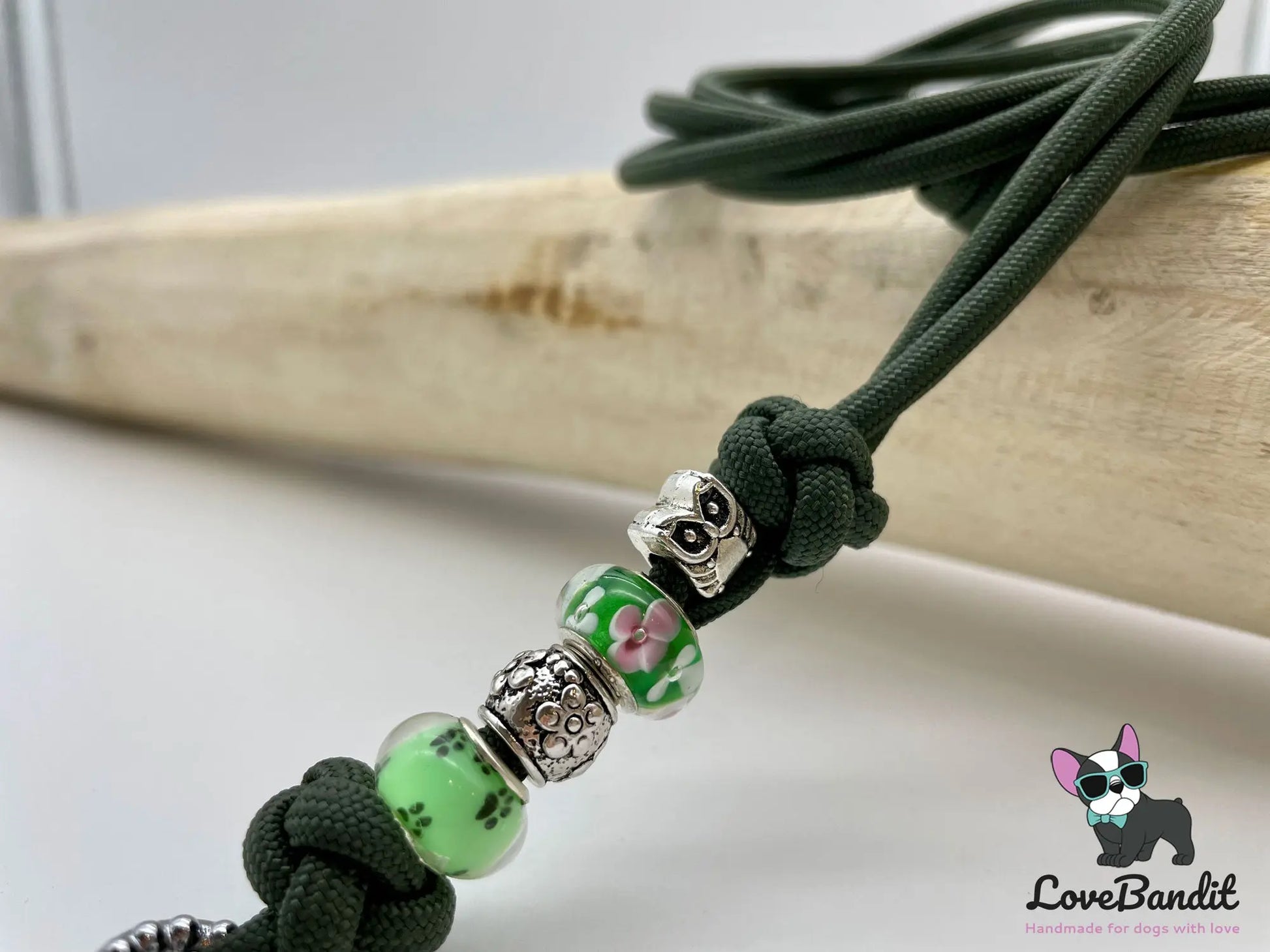 Hundepfeifenband Eulen aus Paracord grün - LoveBandit