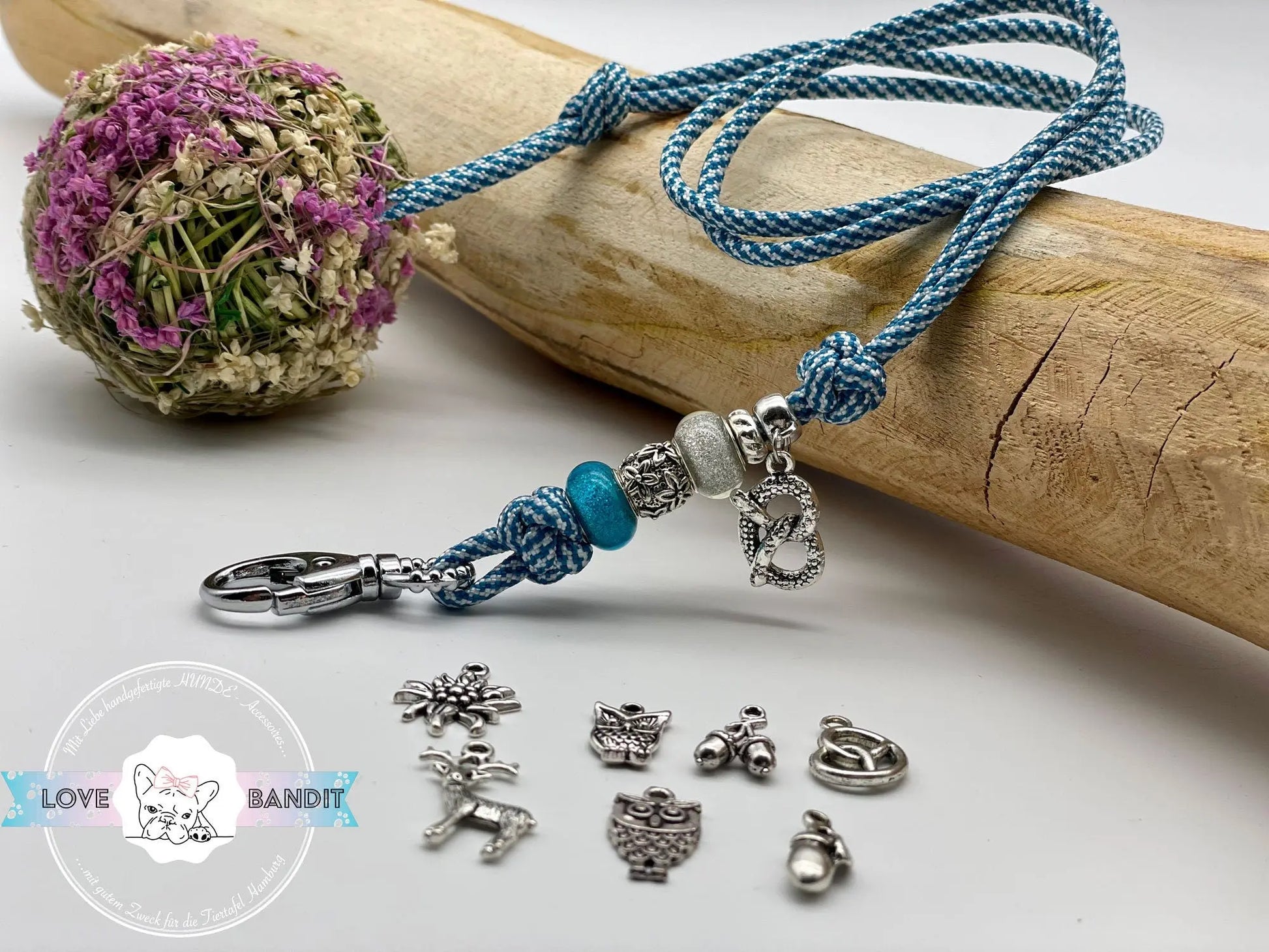 Hundepfeifenband Wiesn aus Paracord blau - LoveBandit