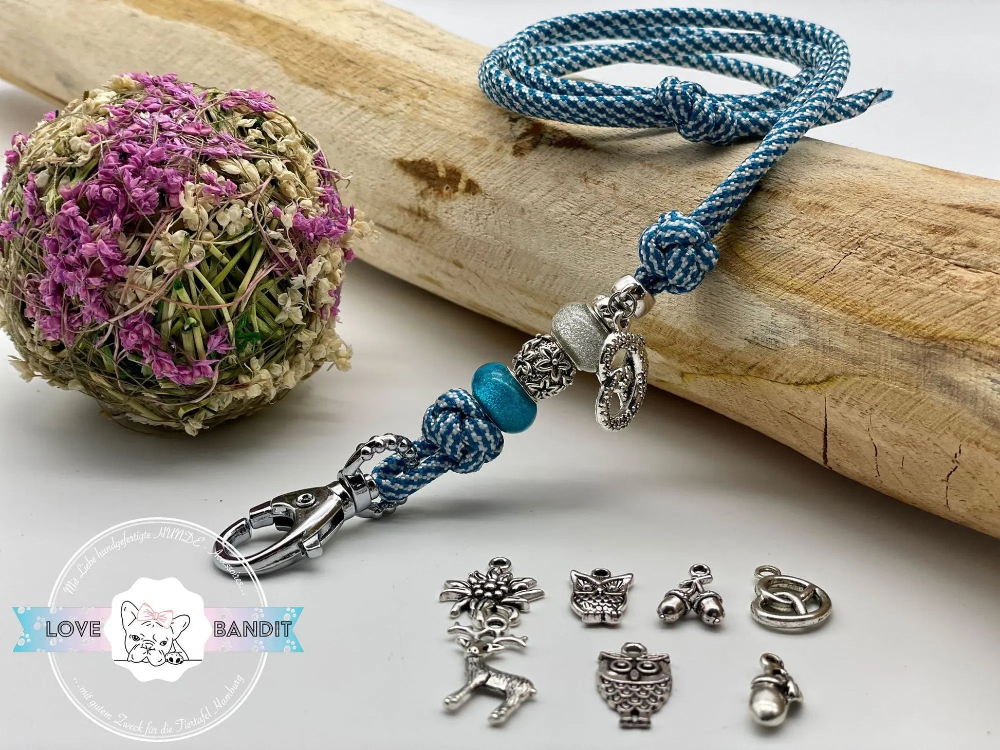 Hundepfeifenband Wiesn aus Paracord blau - LoveBandit