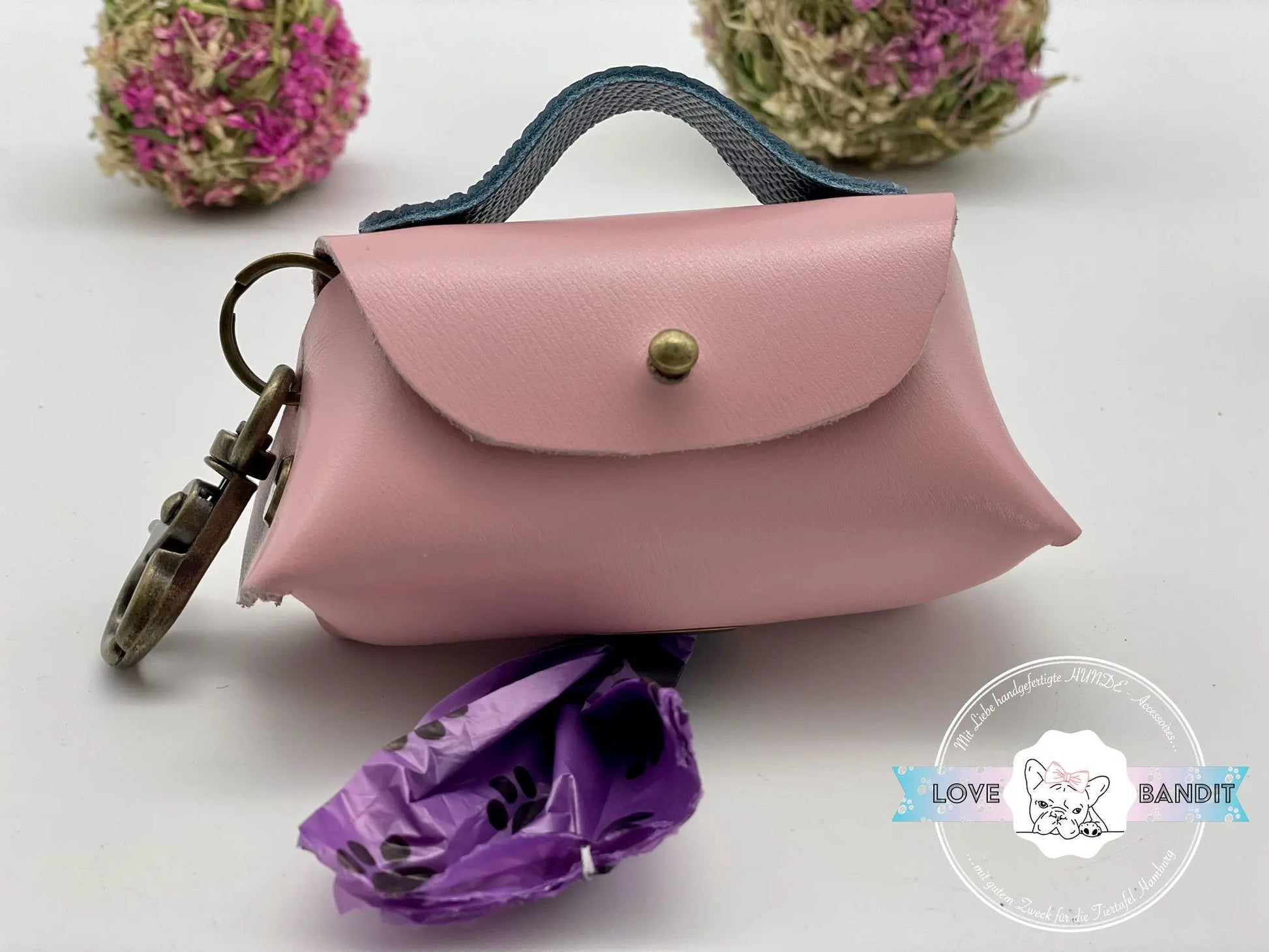 Kotbeutelspender "Shit Happens" aus Nappaleder - LoveBandit