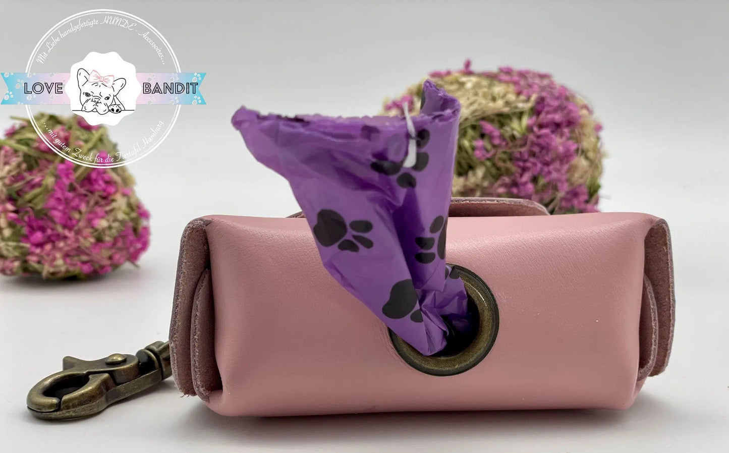 Kotbeutelspender "Shit Happens" aus Nappaleder - LoveBandit