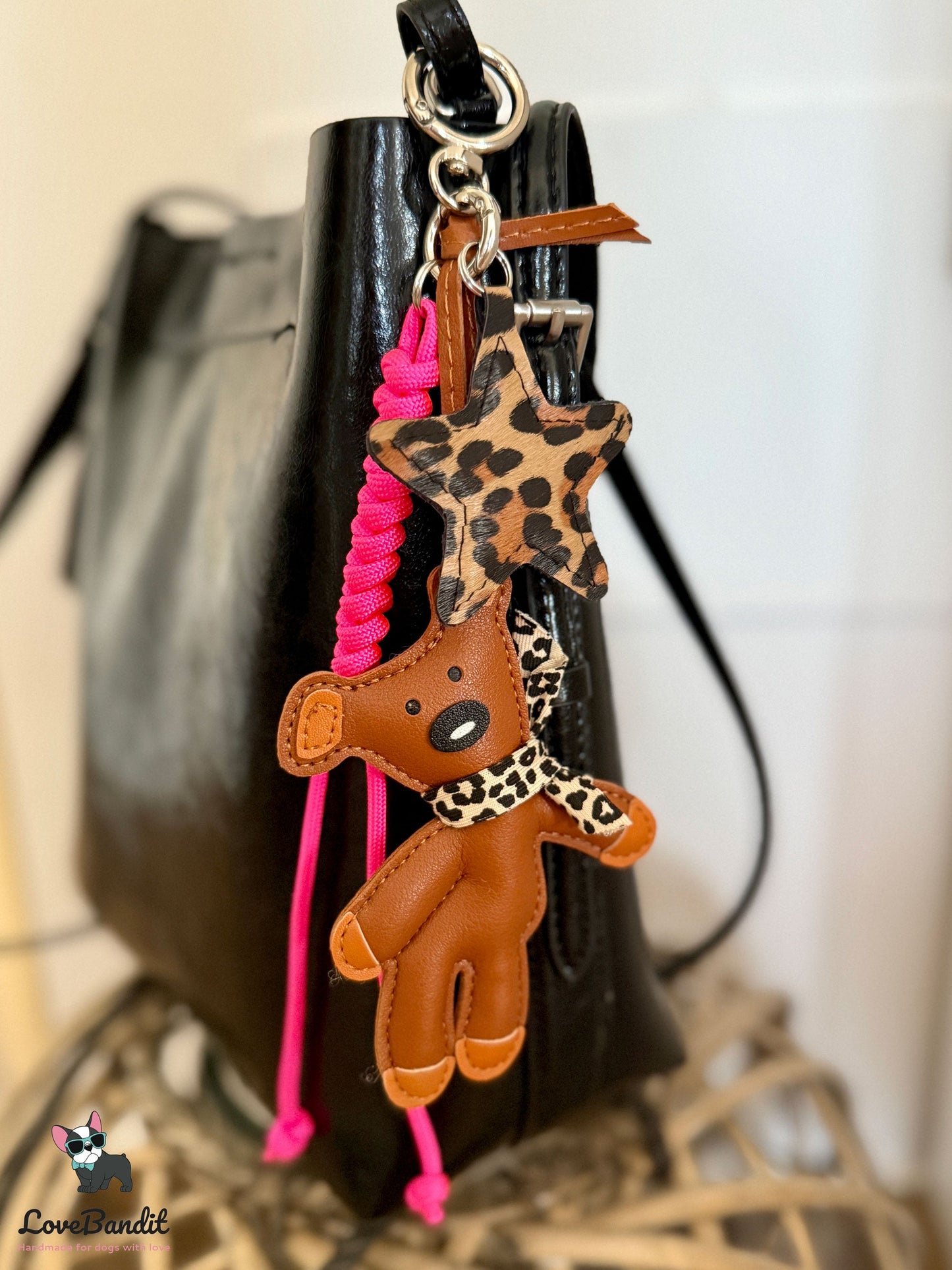 Taschenanhänger Bag Charm frecher Bär Leo LoveBandit