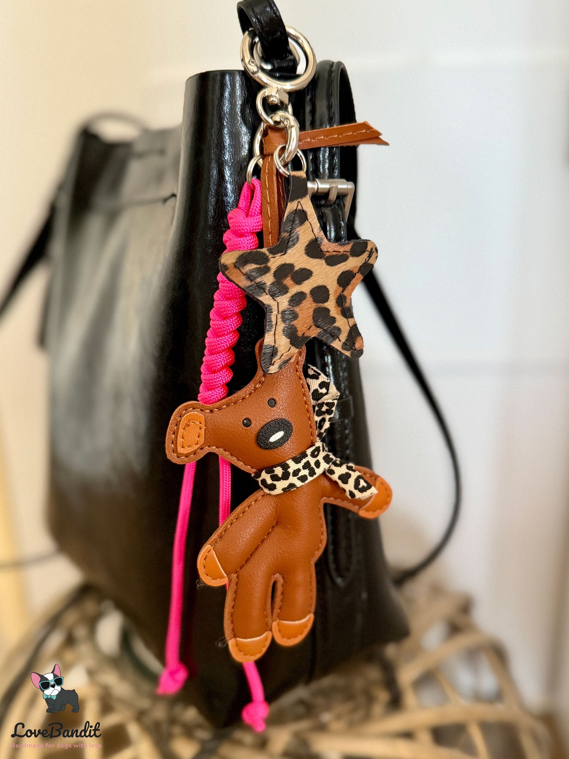 Taschenanhänger Bag Charm frecher Bär Leo LoveBandit