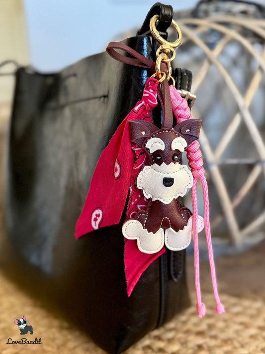 Taschenanhänger Bag Charm Hund Bordeaux Bandana LoveBandit