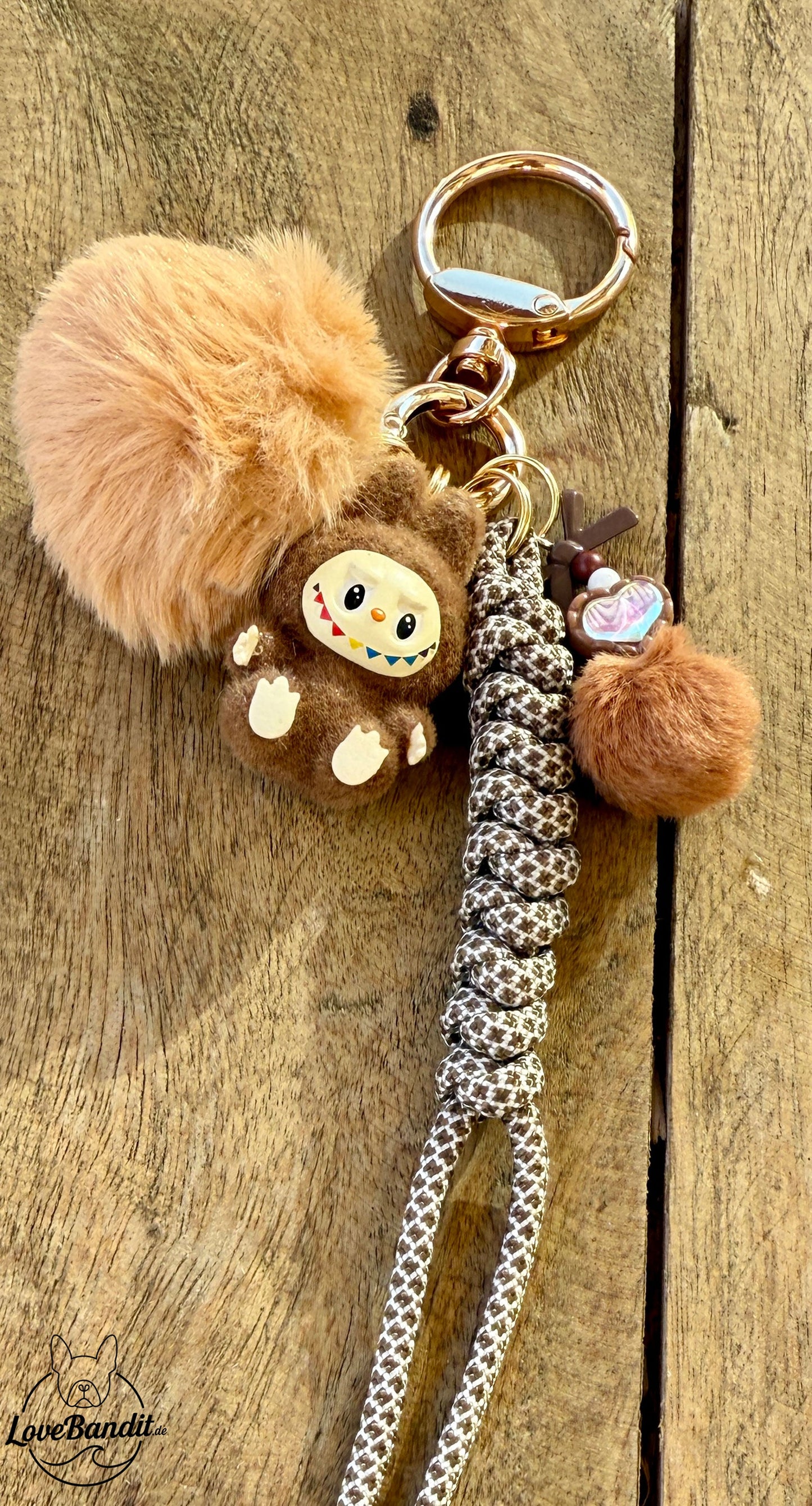 Taschenanhänger Bag Charm – Labubu Lafufu Braun 🤎✨ LoveBandit