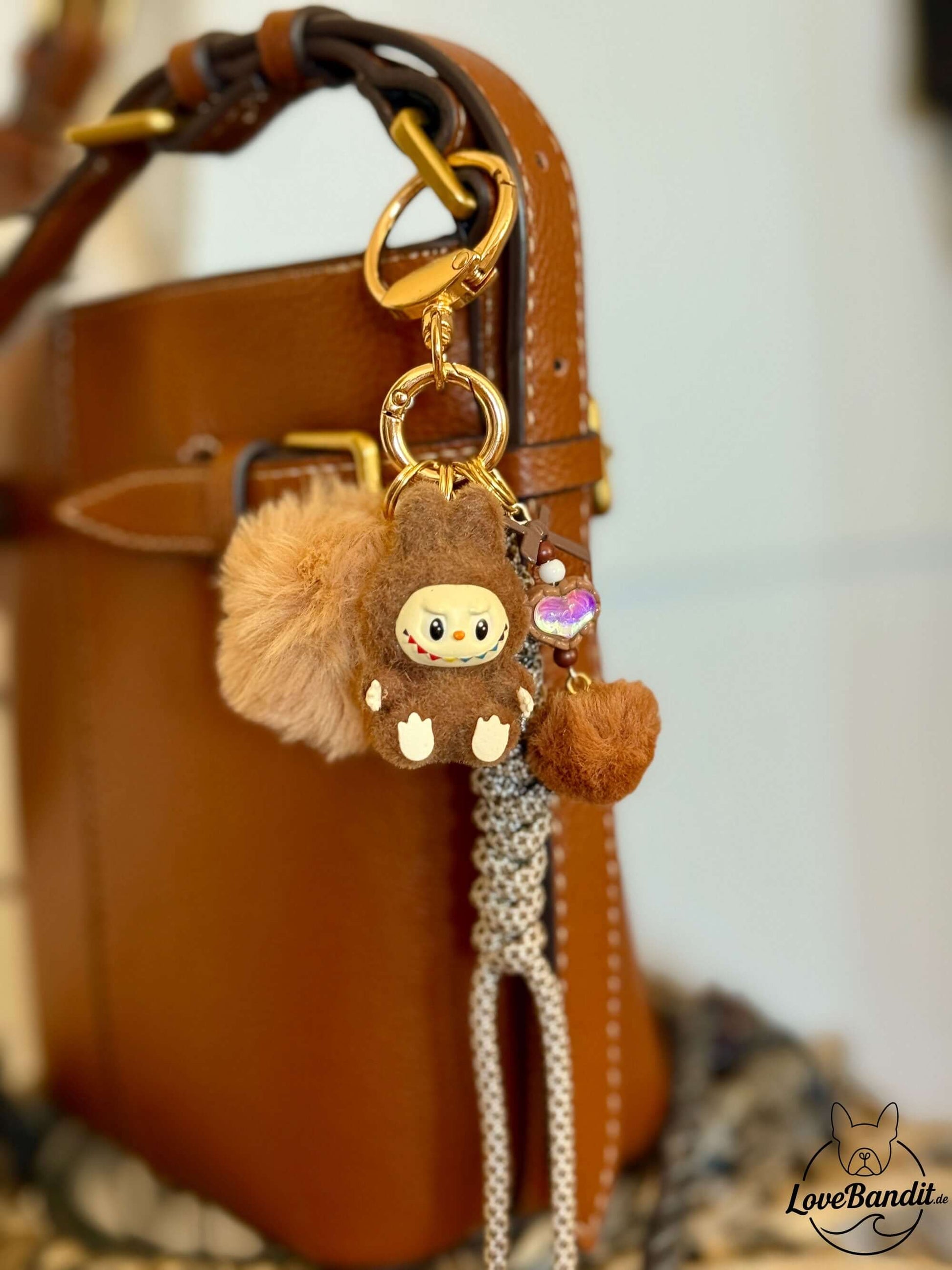 Taschenanhänger Bag Charm – Labubu Lafufu Braun 🤎✨ LoveBandit
