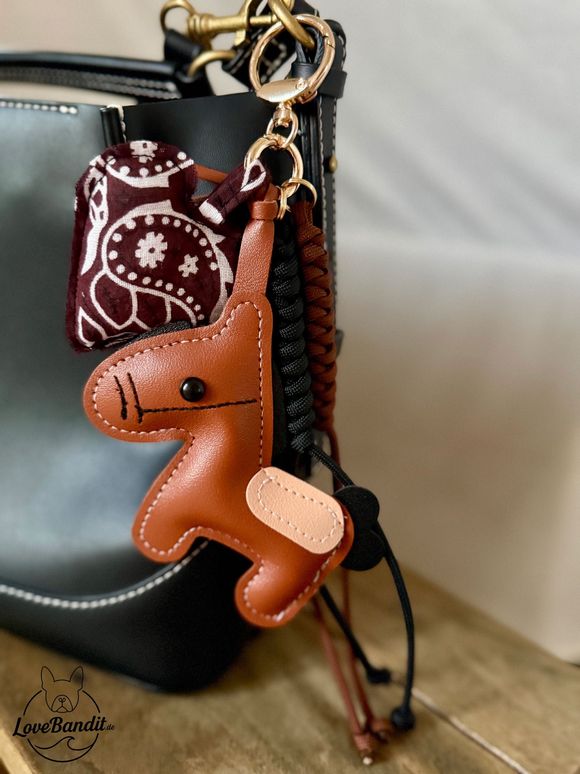 Taschenanhänger Bag Charm Feuerpferd LoveBandit